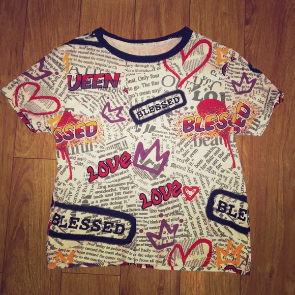 New, stylish short sleeved t shirt - Picture 1 of 1